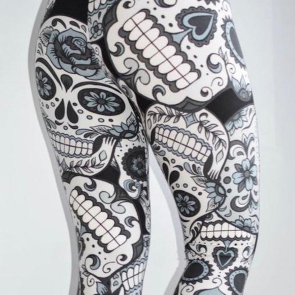 LEGGINGS DEPOT Black & White Sugar Skull Print Full Length Leggings Size 12 NWT - Picture 2 of 3